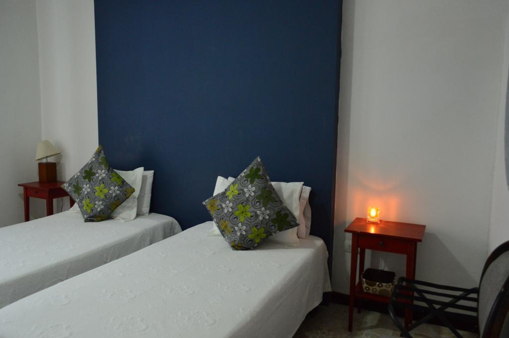 Hotel Torre Del Reloj Cartagène Extérieur photo