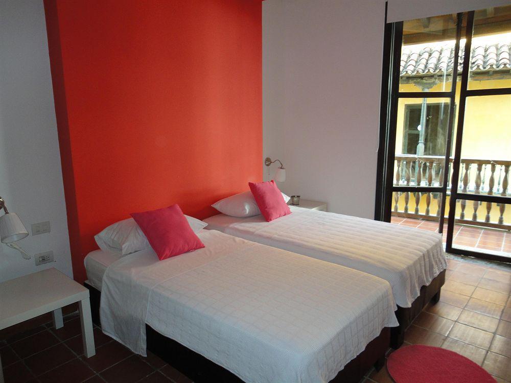 Hotel Torre Del Reloj Cartagène Chambre photo